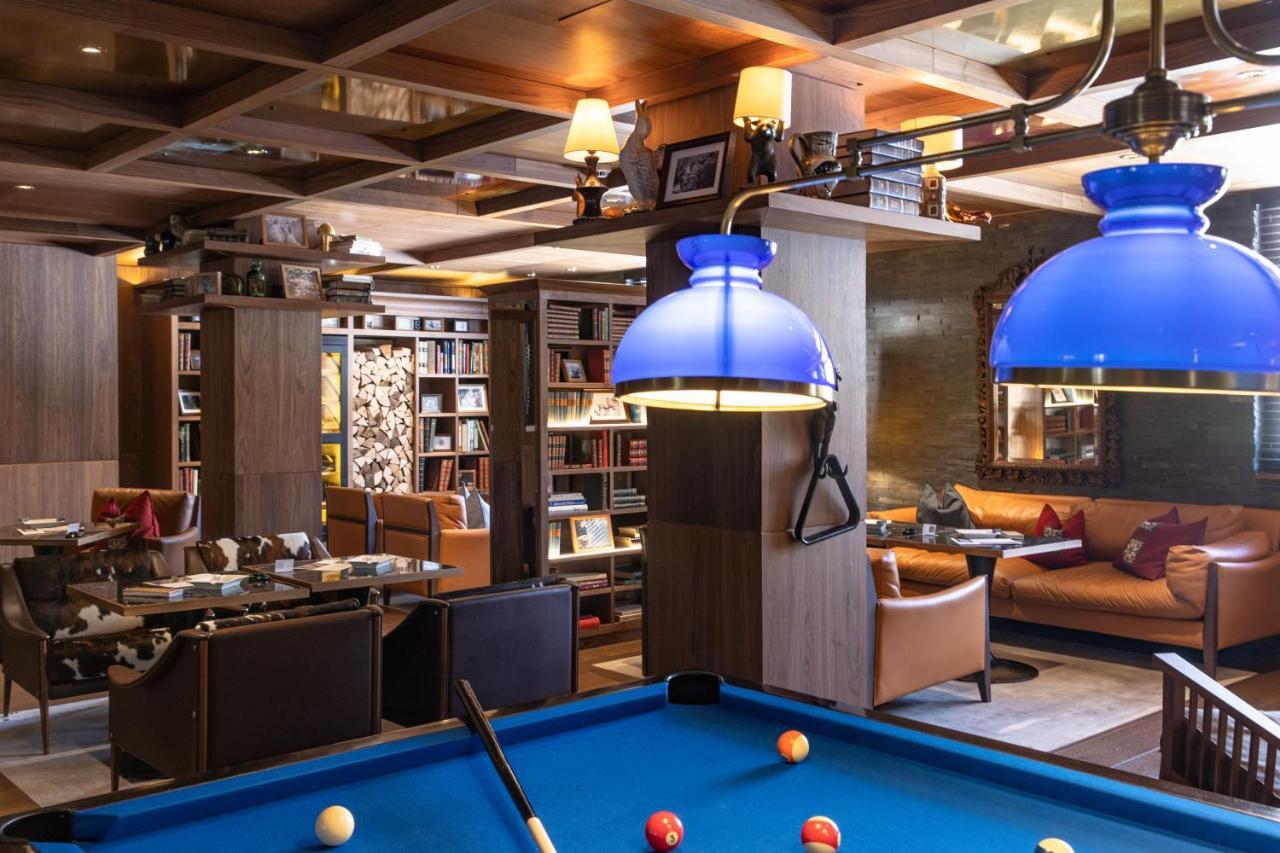 Schweizerhof Zermatt - A Small Luxury Hotel Bagian luar foto